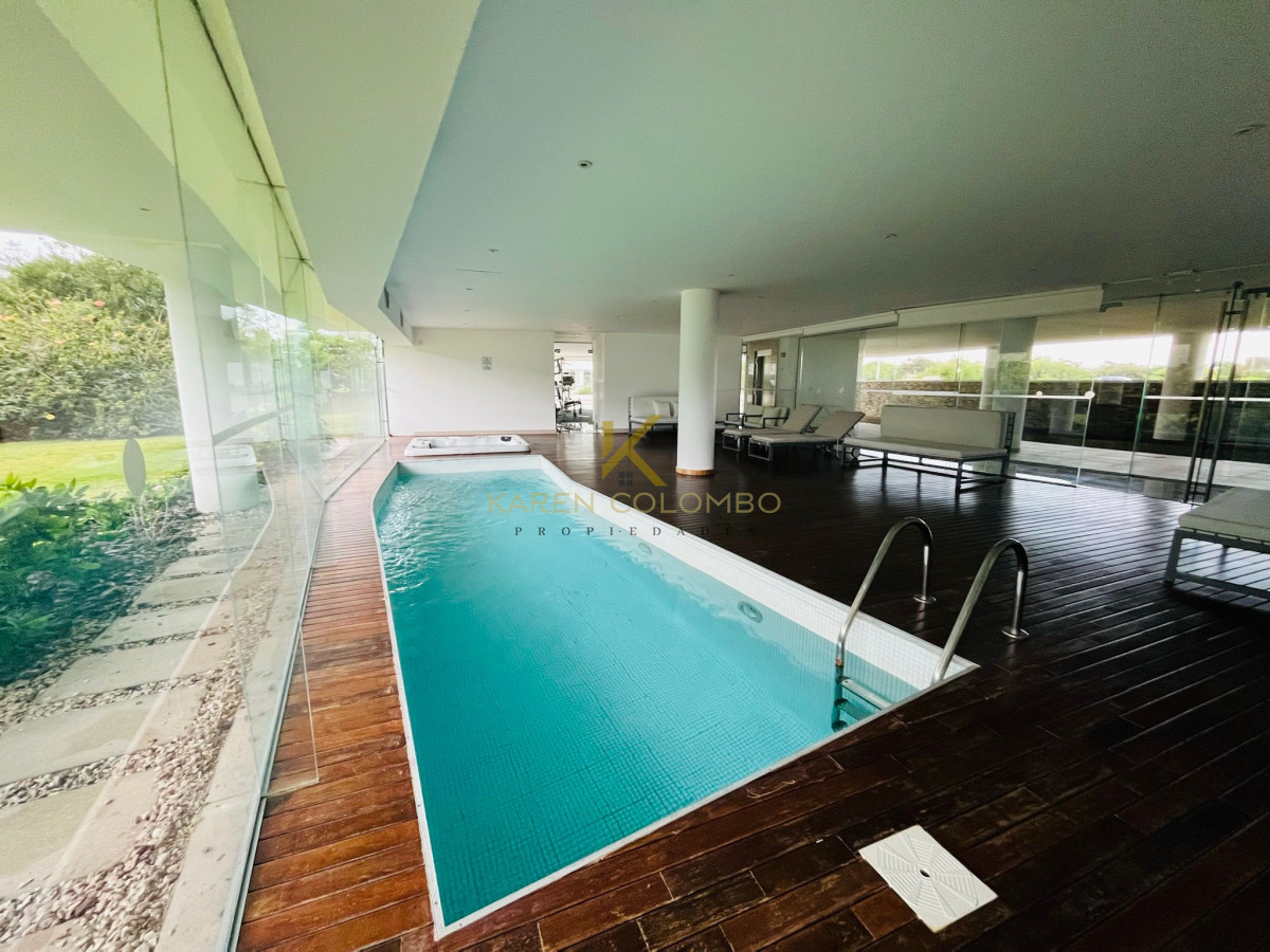 Apartamento ID.21095366 - Apartamento primer línea al mar parada 30 Playa Brava, Punta del Este