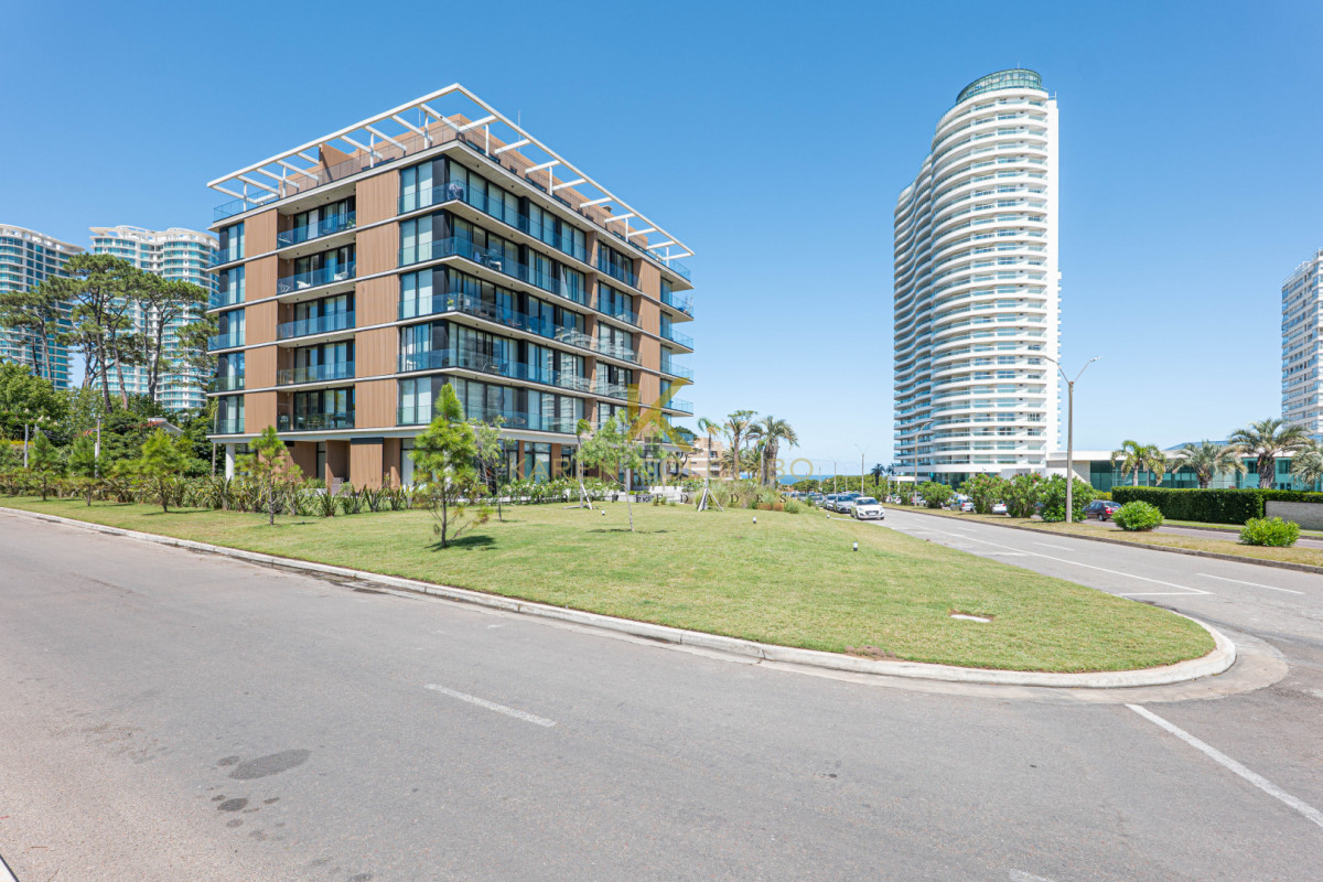 Apartamento ID.21096971 - Apartamento en venta playa Mansa Punta del Este