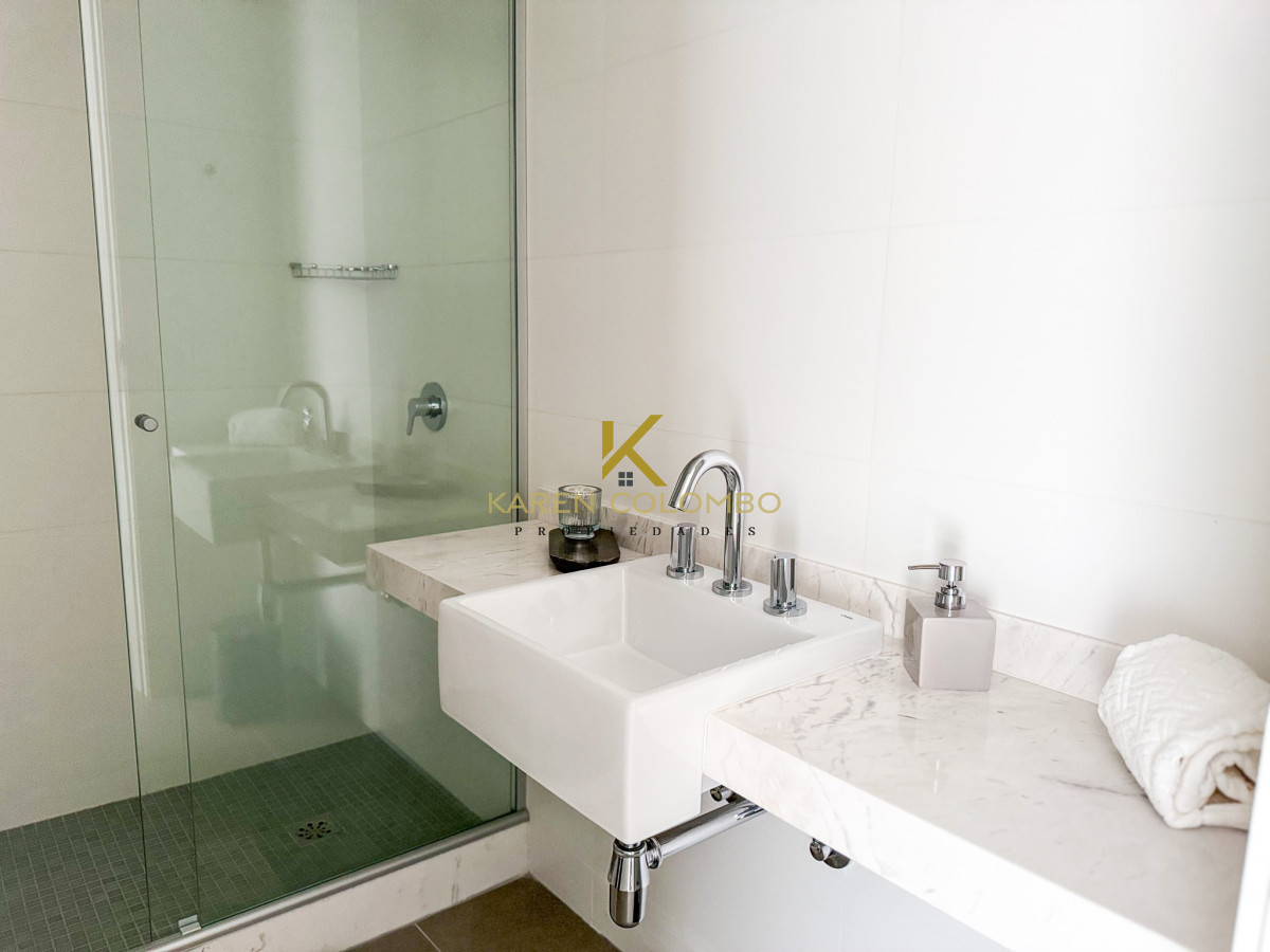 Apartamento ID.21095847 - Apartamento en venta Punta del Este, Oportunidad!