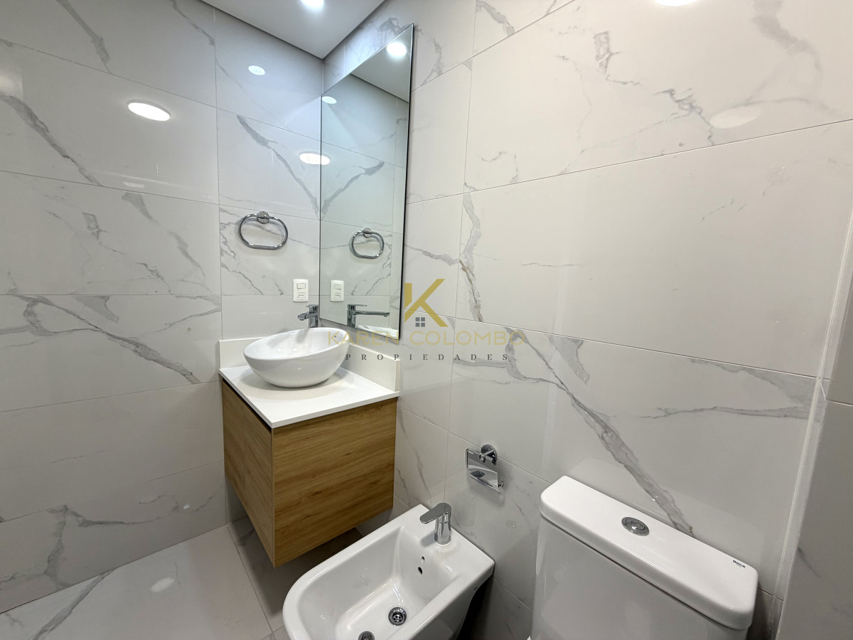 Apartamento ID.21096814 - Apartamento en primera linea de playa Mansa, Alquiler temporal