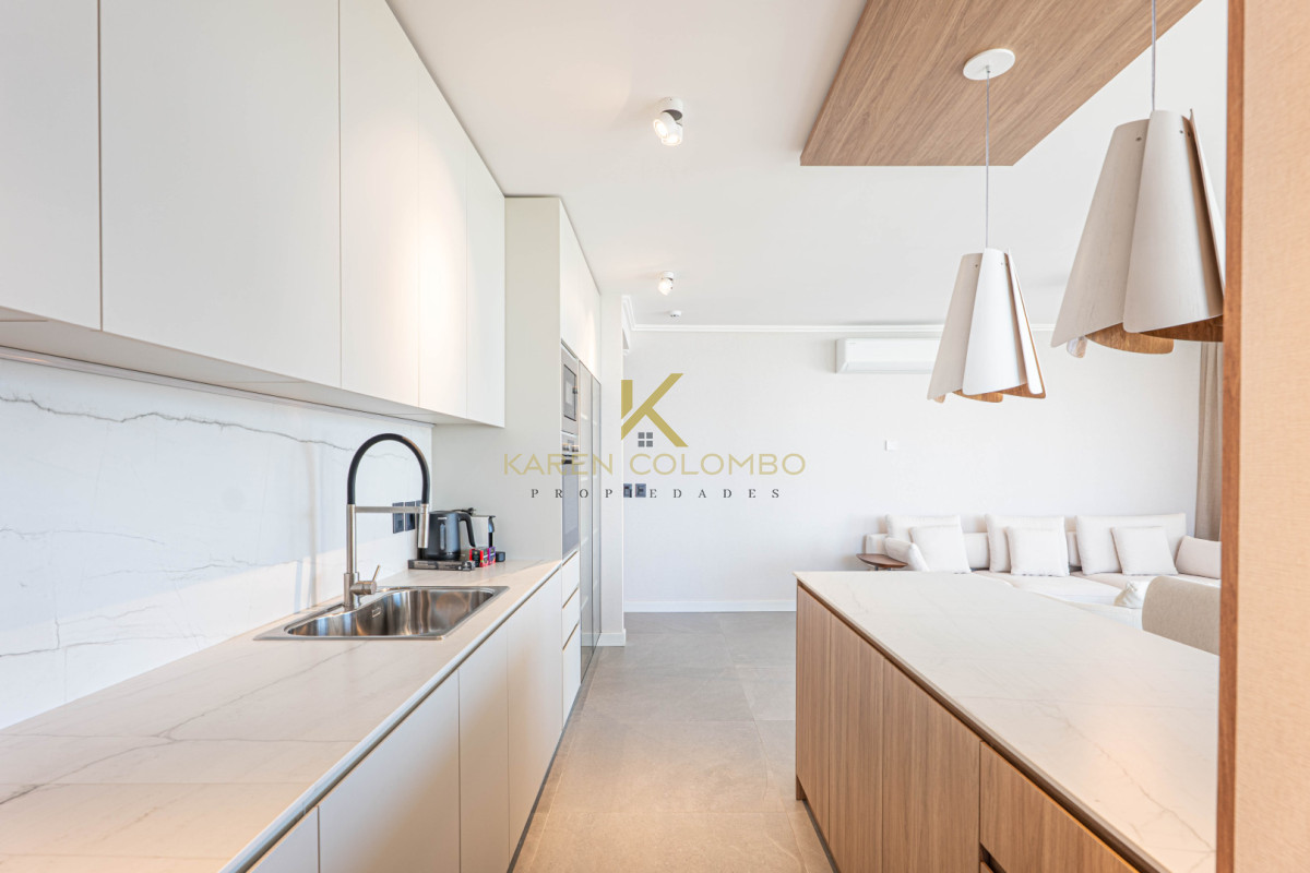 Apartamento ID.21096971 - Apartamento en venta playa Mansa Punta del Este