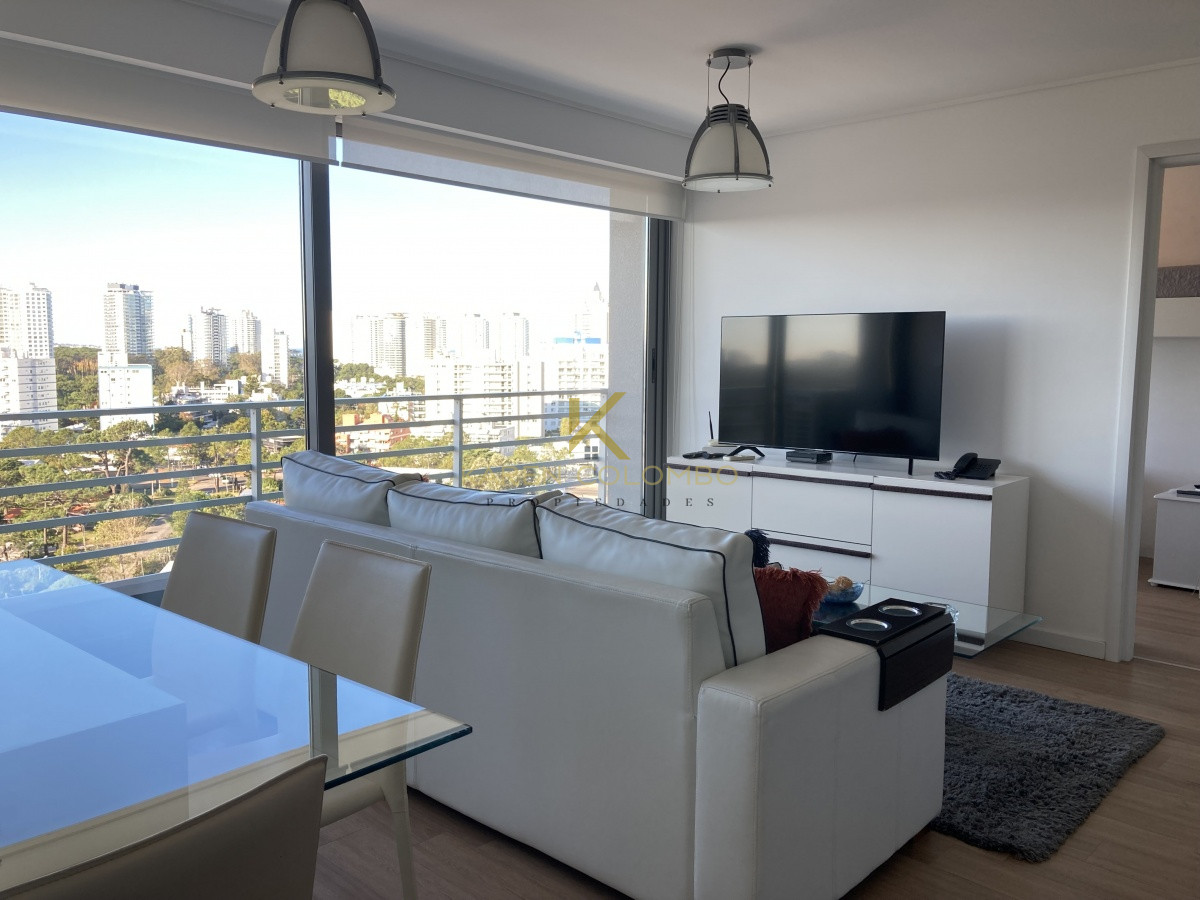 Boulevard Artigas - GoPunta - Portal Inmobiliario de Punta del Este - Maldonado