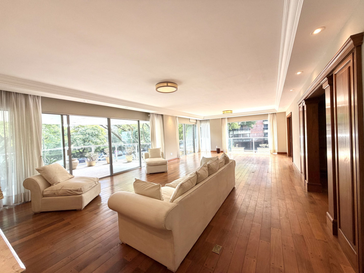 Apartamento en venta y alquiler anual en Punta Carretas