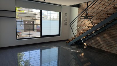 alquiler LOFT diamantis plaza 