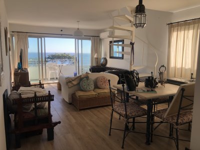 Apartamento en venta Primera linea - Playa Mansa