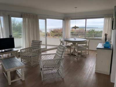Apartamento en venta Primera linea Playa Mansa