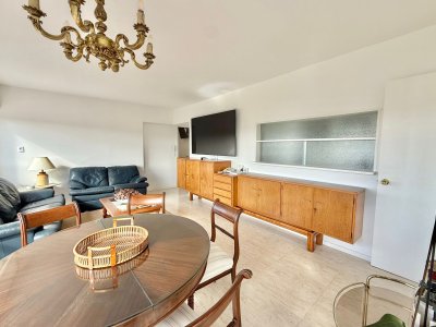 Apartamento reciclado en venta.