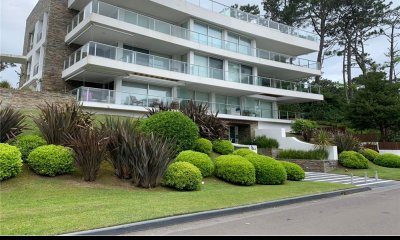Apartamento en Punta del Este, Mansa
