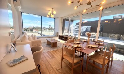 Apartamento en venta a estrenar primera linea Carrasco, Montevideo