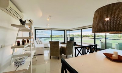 Apartamento primer línea al mar parada 30 Playa Brava, Punta del Este