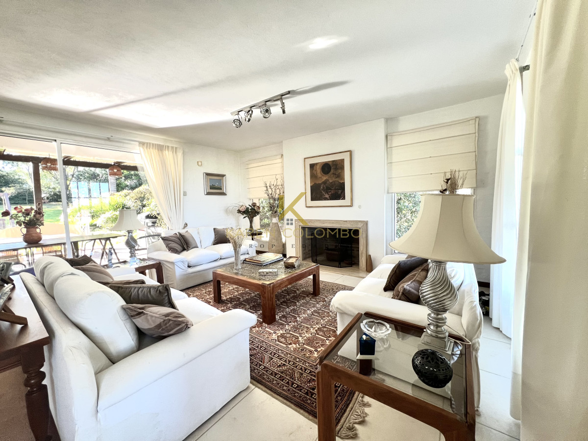 CASA EN VENTA BARRIO PRIVADO CARMEL - KCP21096475C