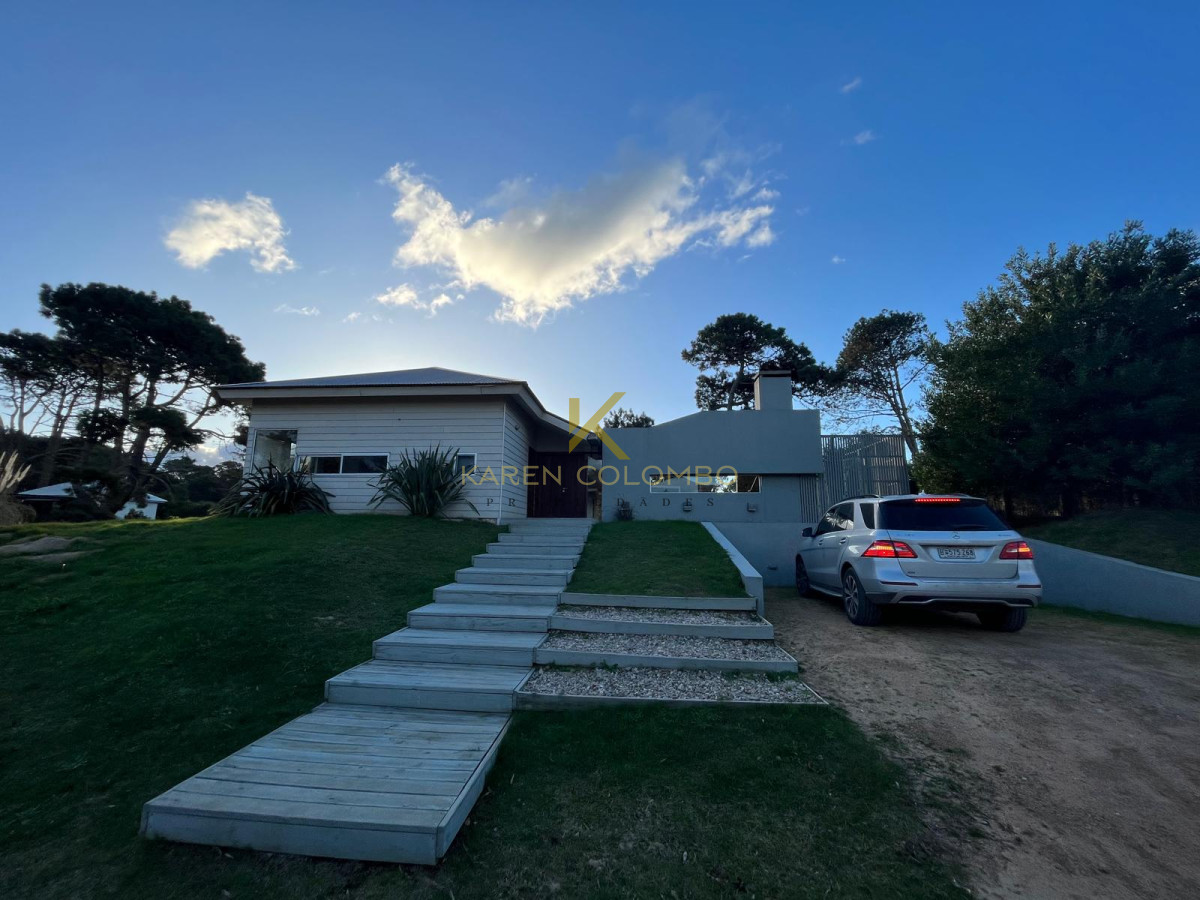 Casa ID.21096551 - Casa en alquiler Temporal  Barrio privado -  K 13 Pinar del Faro