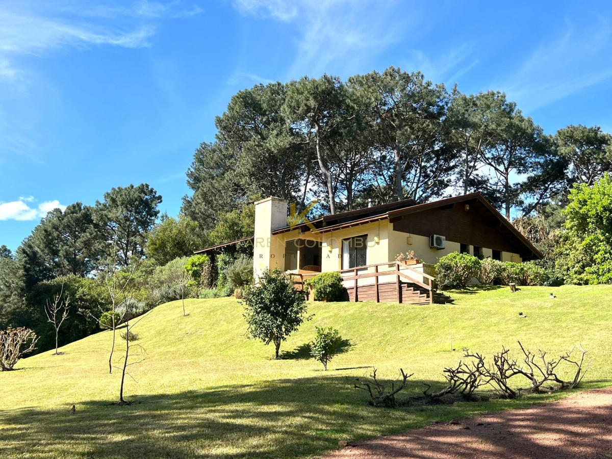hermosa casa en club del lago
