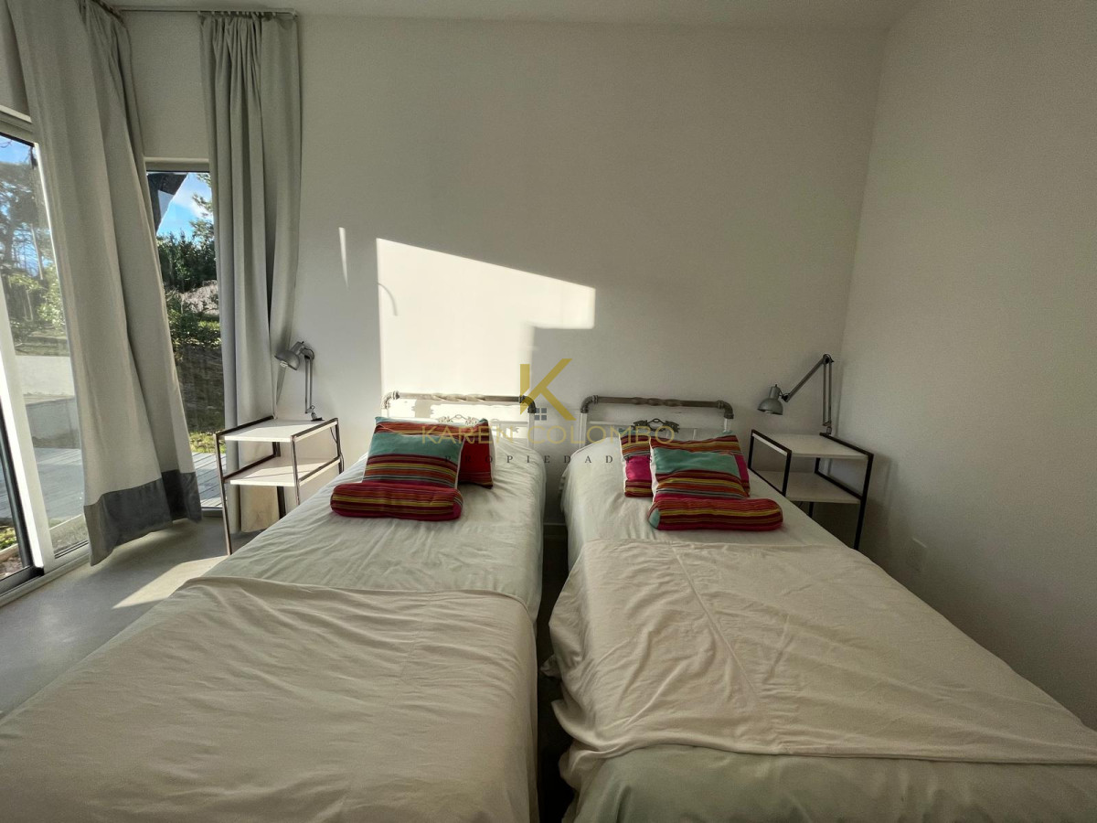 Casa ID.21096551 - Casa en alquiler Temporal  Barrio privado -  K 13 Pinar del Faro