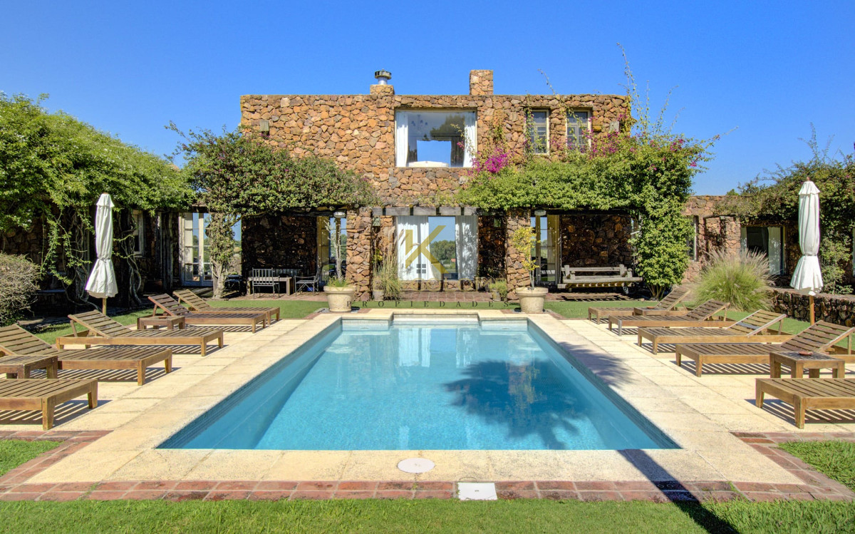 Casa ID.21094472 - Casa de Piedra