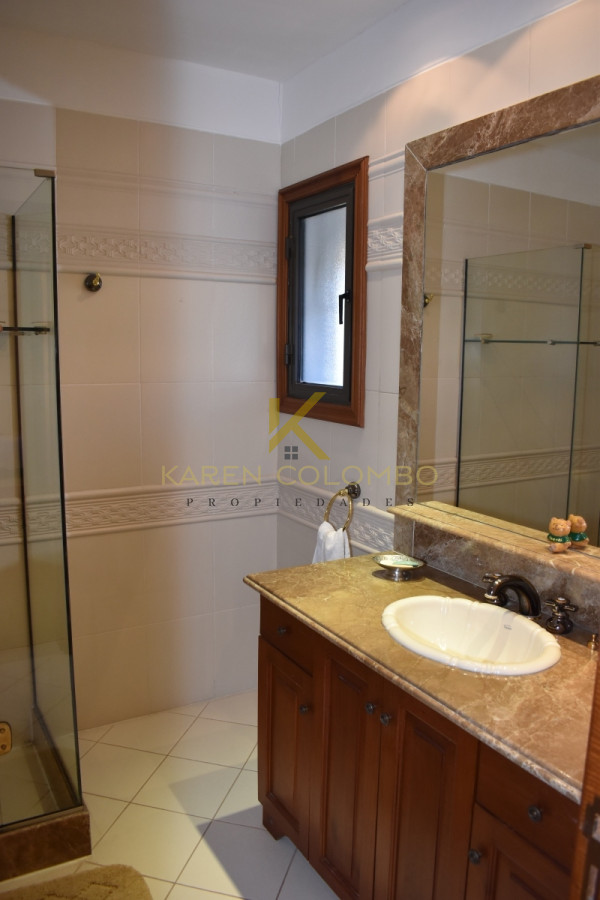 Casa ID.21094520 - MANSA A 1 CUADRA DEL MAR