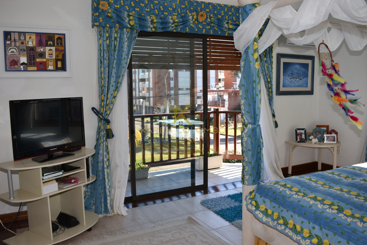 Casa ID.21094520 - MANSA A 1 CUADRA DEL MAR