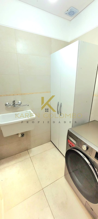 Casa ID.21094590 - Moderna y pronta para entrar