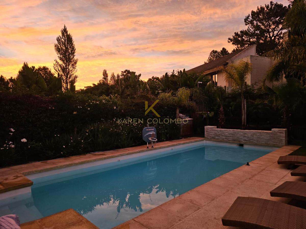 Casa ID.21096576 - CASA EN VENTA Y ALQUILER LA ARBOLADA, PUNTA DEL ESTE