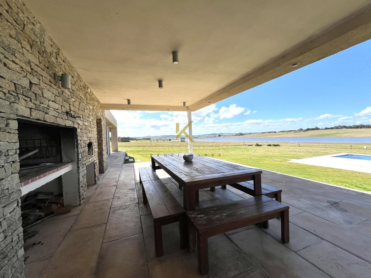 Casa ID.21094847 - Casa en venta en Laguna de los Cisnes