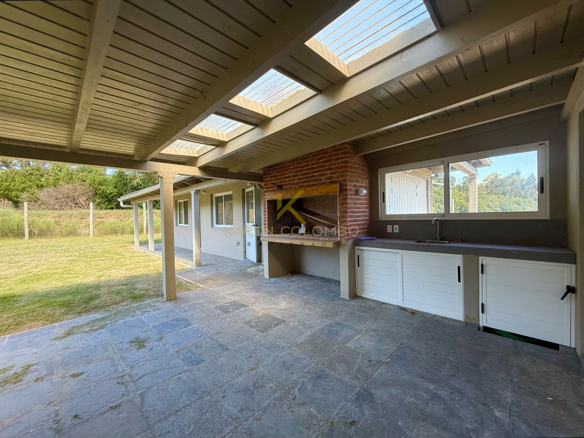 Casa ID.21095404 - Excelente casa en barrio privado.