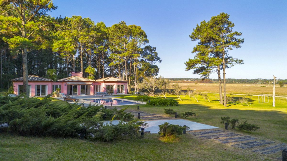 Casa ID.21095891 - Casa en venta Punta Ballena a pasos de Punta del Este