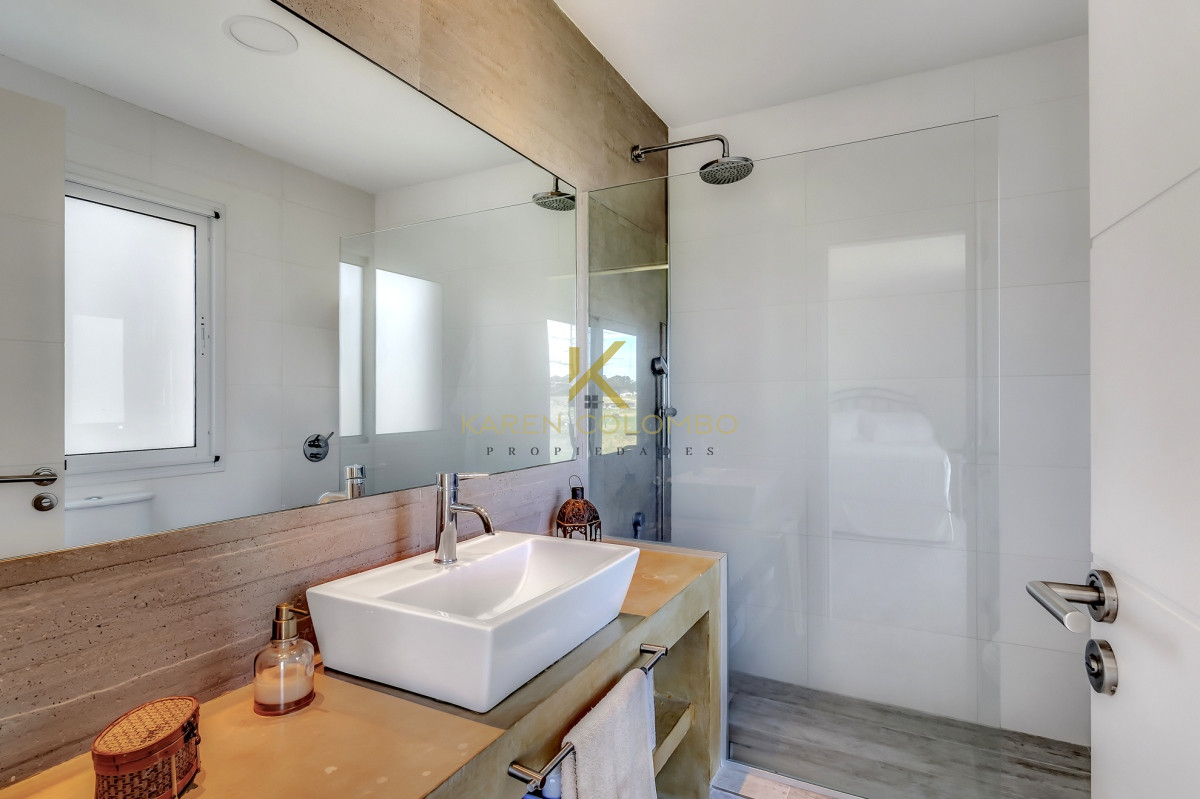 Casa ID.21094847 - Casa en venta en Laguna de los Cisnes