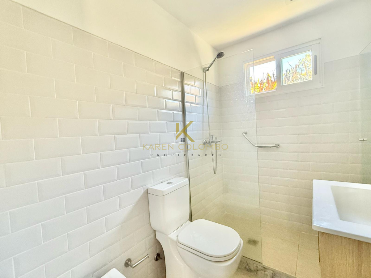 Casa ID.21095404 - Excelente casa en barrio privado.