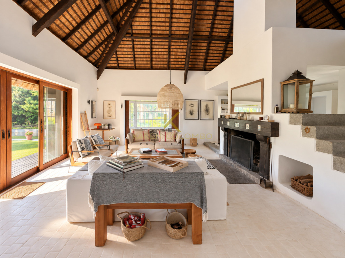 Espectacular casa en Venta y Alquiler Anual-5 dormitorios-Golf
