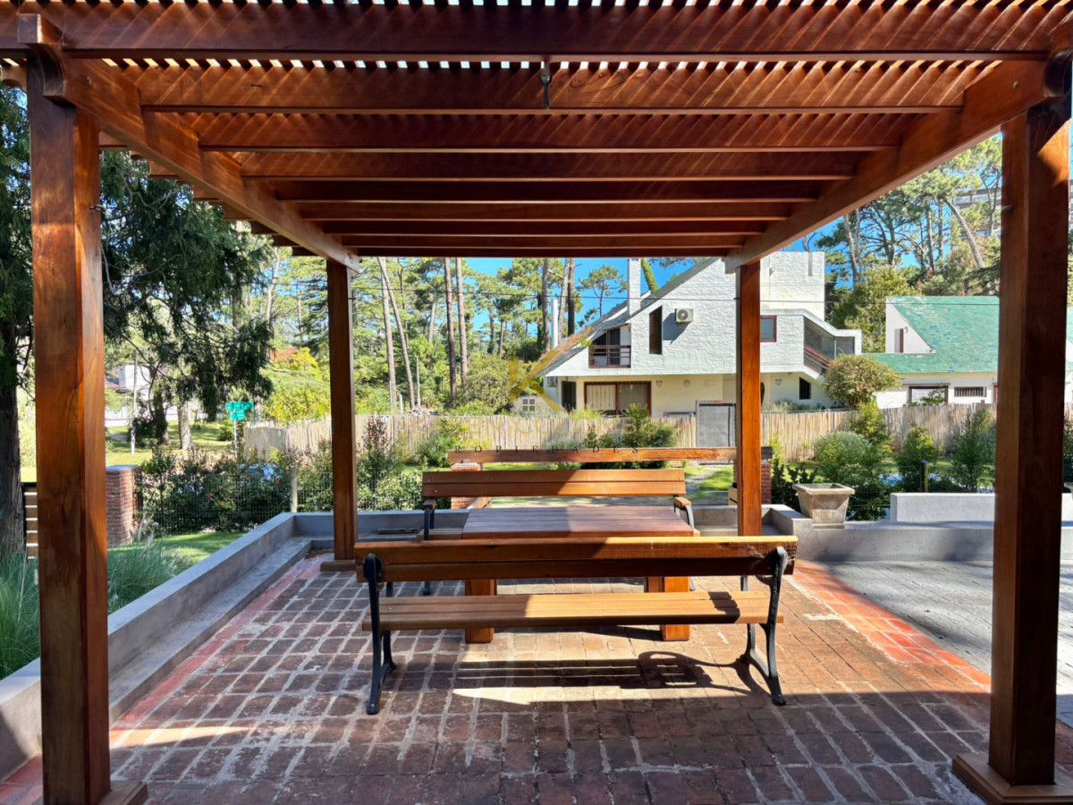 Casa ID.21097176 - Espectacular casa en venta en playa mansa 