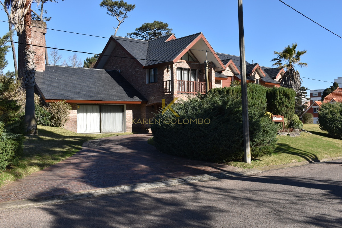 Casa ID.21094520 - MANSA A 1 CUADRA DEL MAR