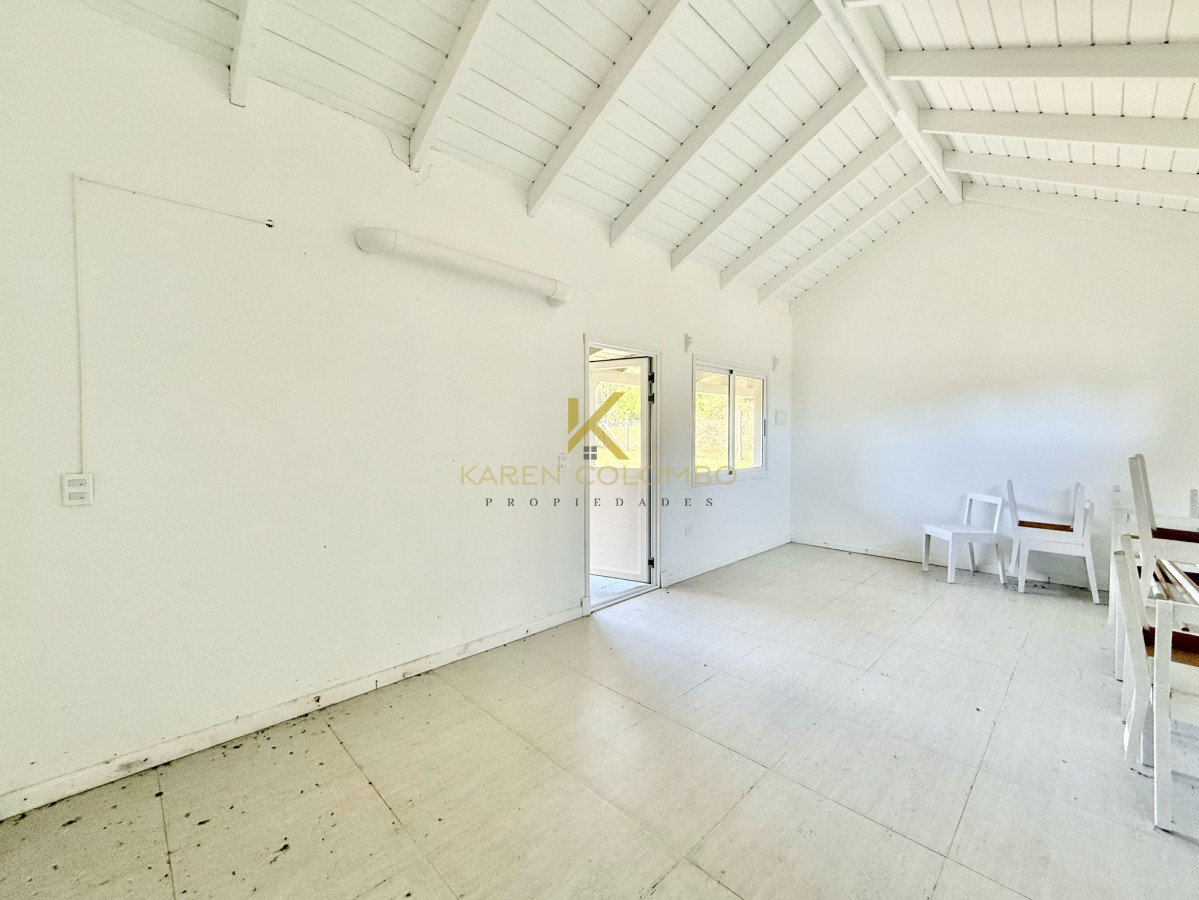 Casa ID.21095404 - Excelente casa en barrio privado.