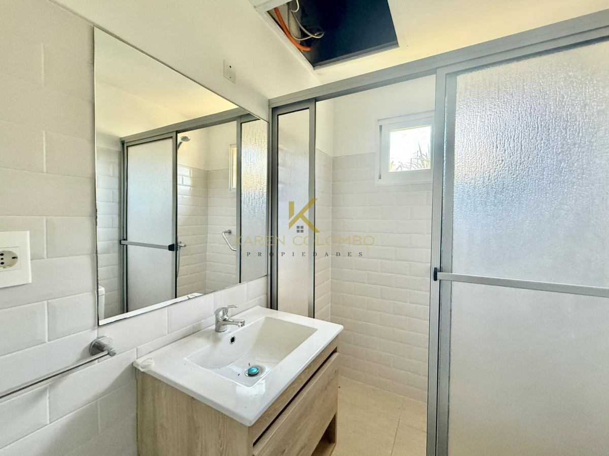 Casa ID.21095404 - Excelente casa en barrio privado.