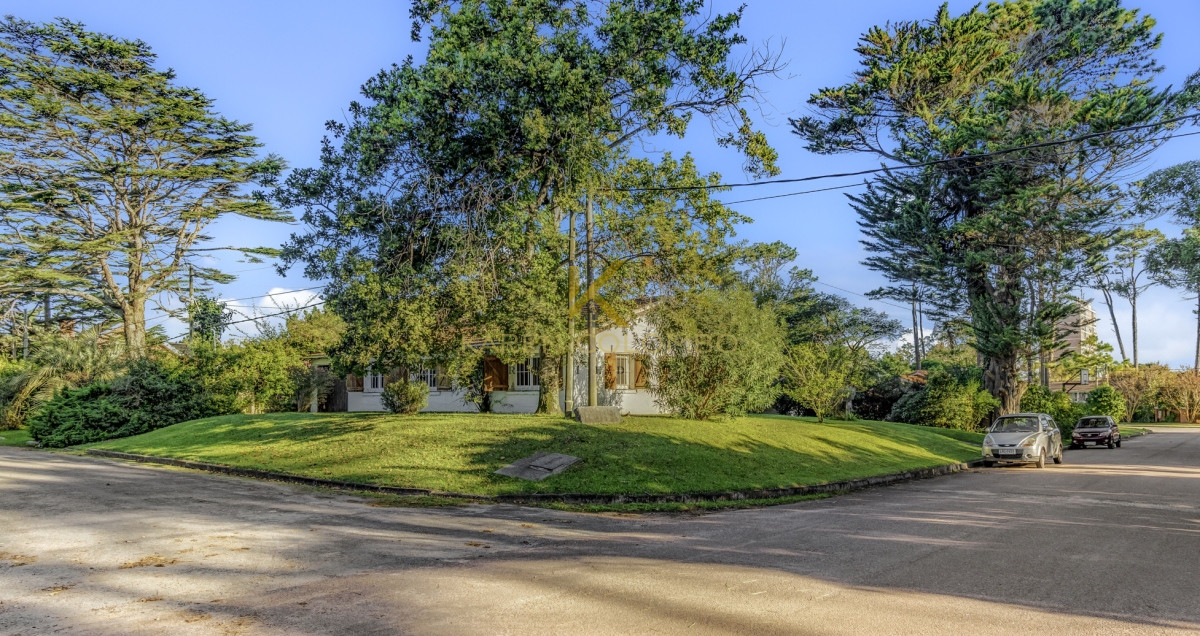 Casa ID.21094594 - Casa en venta playa Mansa, Punta del Este