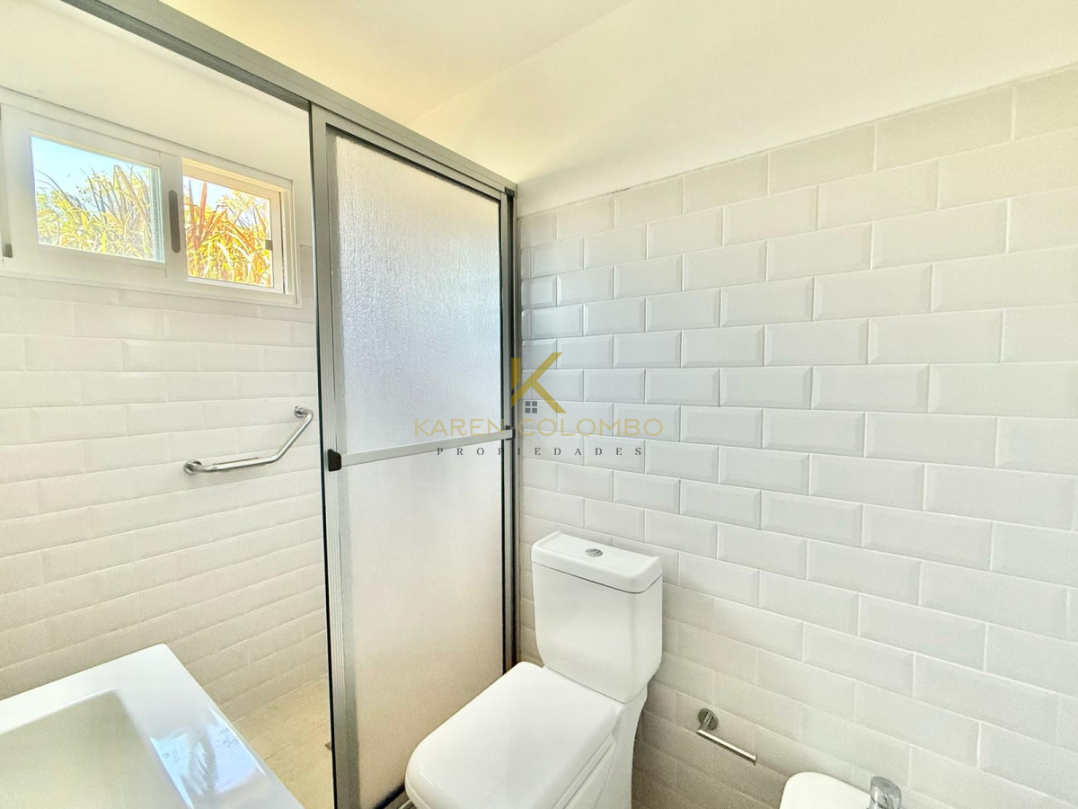 Casa ID.21095404 - Excelente casa en barrio privado.