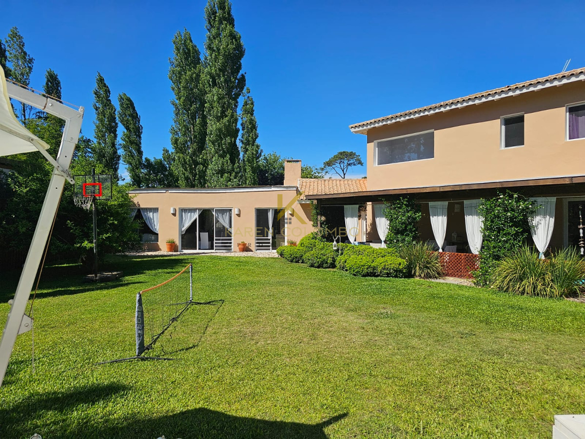 Casa ID.21096576 - CASA EN VENTA Y ALQUILER LA ARBOLADA, PUNTA DEL ESTE