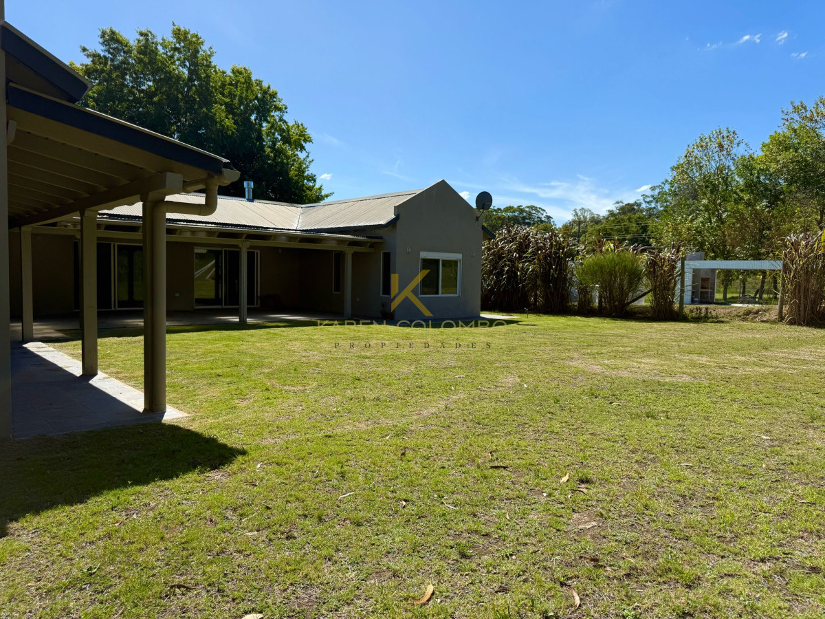Casa ID.21095404 - Excelente casa en barrio privado.