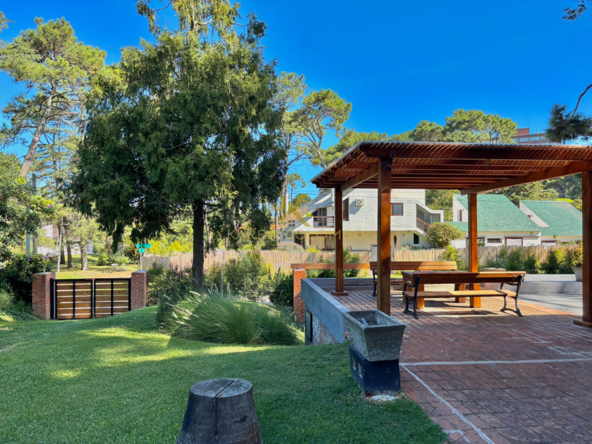 Casa ID.21097176 - Espectacular casa en venta en playa mansa 