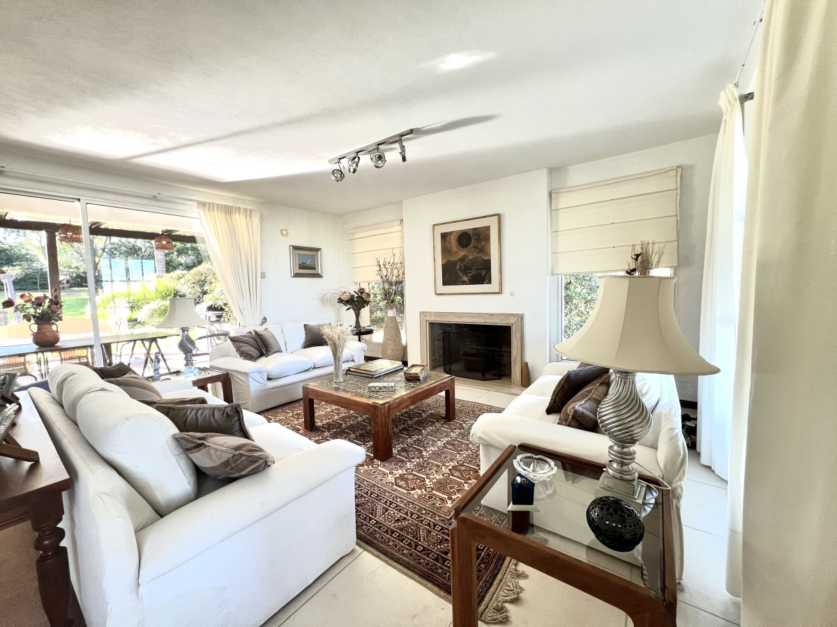 CASA EN VENTA BARRIO PRIVADO CARMEL