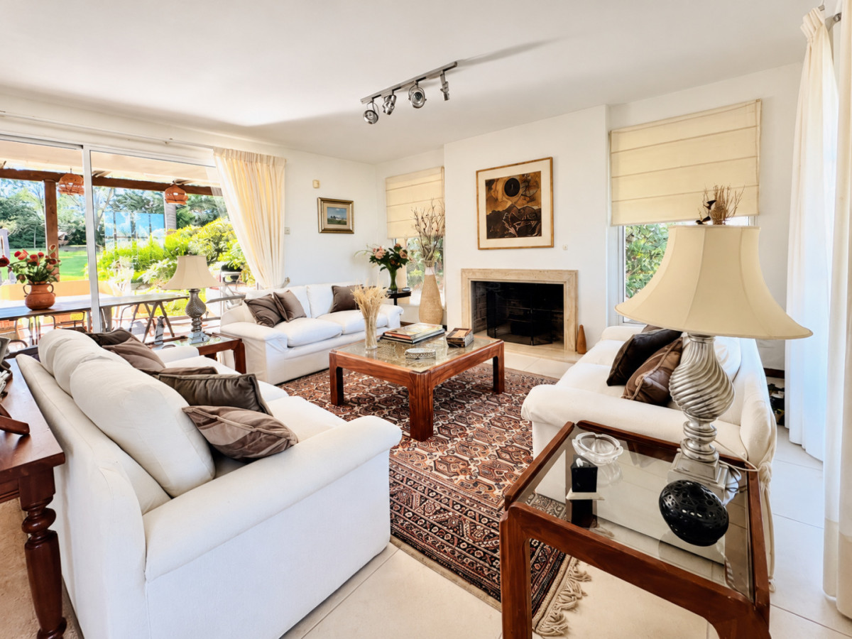 CASA EN VENTA BARRIO PRIVADO CARMEL