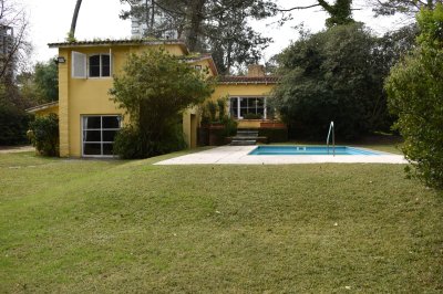 CHALET EN PLAYA MANSA