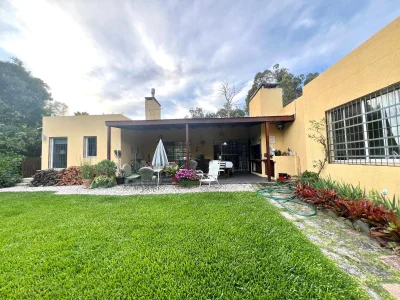 Casa en venta en Rincon del Indio, Punta del Este.