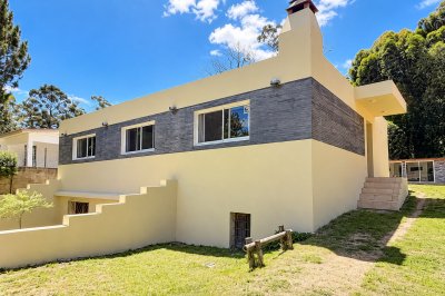 Casa Aguila Pinares