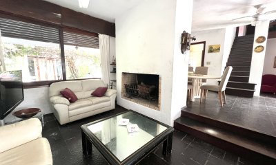Casa en venta en playa Mansa