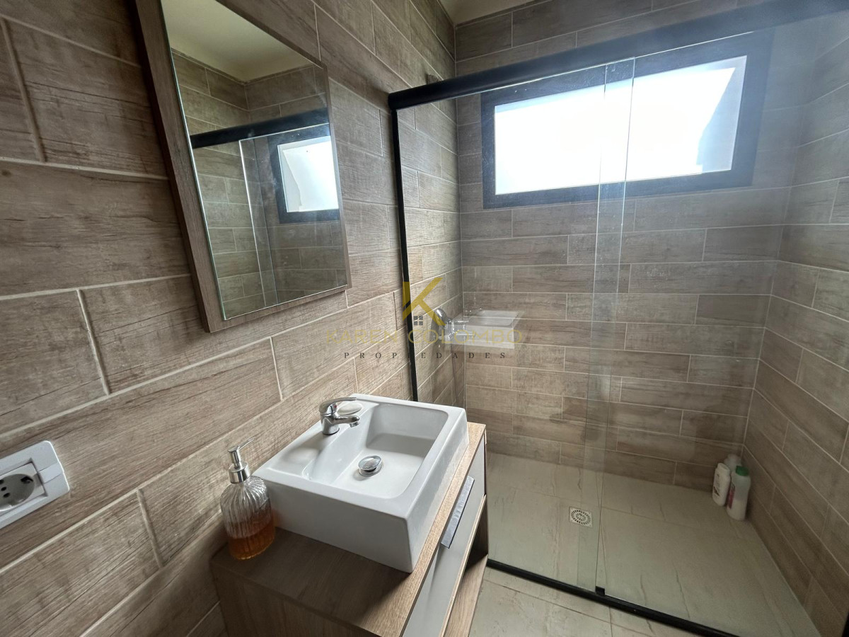 Chacra ID.21095393 - Chacra con casa moderna en venta.
