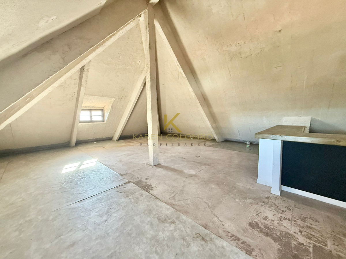 Local Comercial ID.21096211 - Casona apta local comercial u oficinas, primera línea.