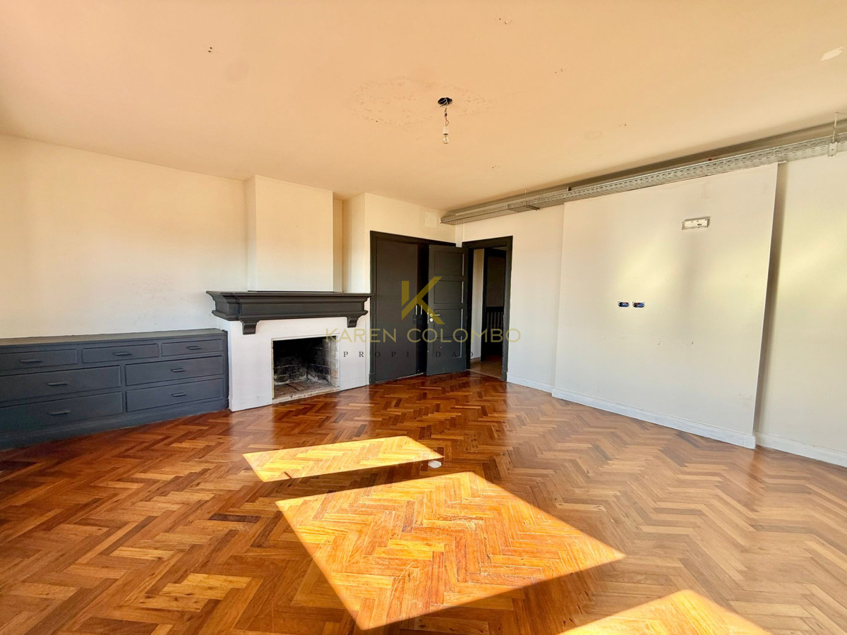 Local Comercial ID.21096211 - Casona apta local comercial u oficinas, primera línea.