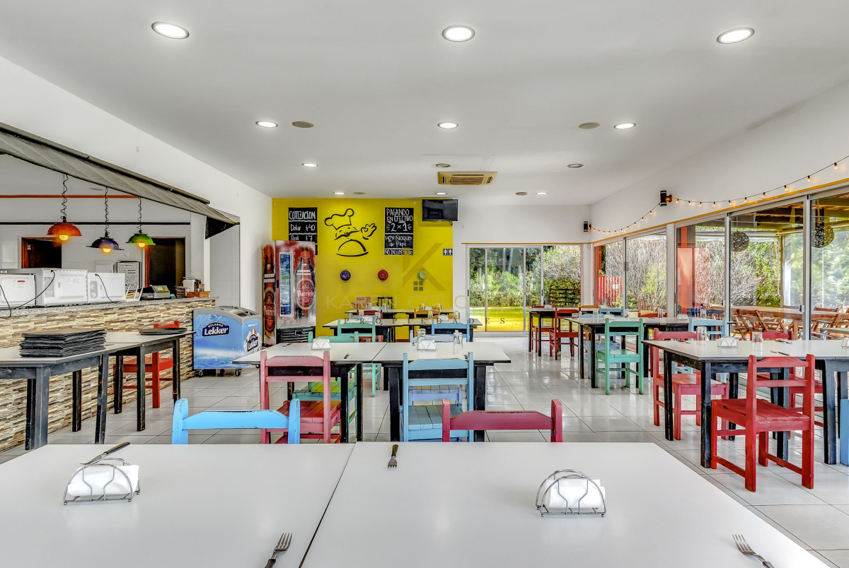 Local Comercial ID.21096220 - Local en venta en Solanas