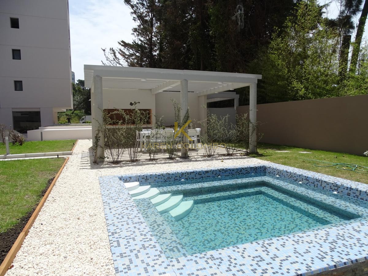 Apartamento ID.21095602 - Apartamento en venta y alquiler de 3 Dormitorios Punta del Este 