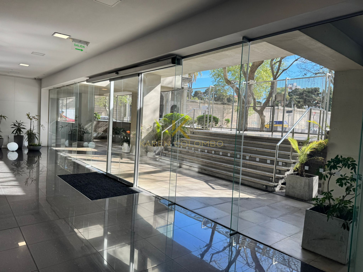 Apartamento ID.21096476 - Apartamento en venta 2 Dormitorios y cochera en Palermo, Montevideo